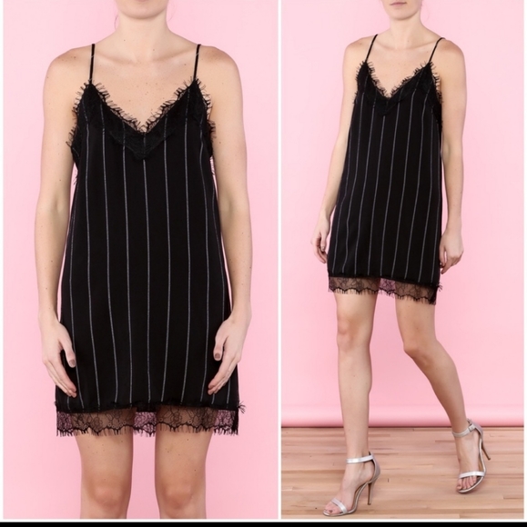 Slipdress with lace trim details and pinstripes. - Picture 4 of 6